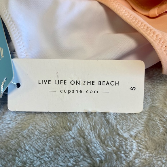 Cupshe One Piece Swimsuit Sz S Orange 🍊 Peach 🍑 & White NWT - Picture 3 of 7